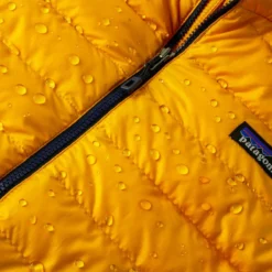 Granger's Wash + Repel Down 2 In 1 11 Granger's Wash + Repel Down 2 In 1 -Remise Camping nettoyant reimpermabilisant duvet synthetique grangers wash repel down 2 in 1 02 1