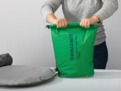 Therm-a-Rest Thermarest BlockerLite Pump Sack 7 Therm-a-Rest Thermarest BlockerLite Pump Sack -Remise Camping sac pompe thermarest blockerlite pumpsack 20l 04